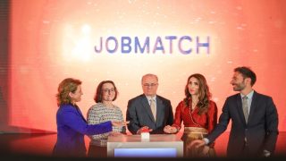 وزارة العمل تعتمد منصة JobMatch كبوابة وحيدة للتوظيف والتدريب
