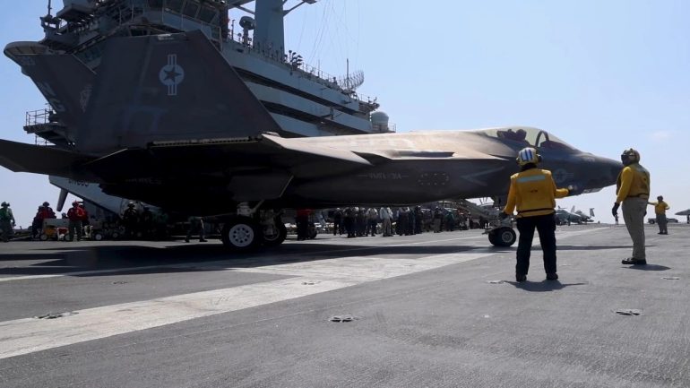 بعد غزة.. إسرائيل تحدد أهدافاً إيرانية “عشوائياً” بالذكاء الاصطناعي